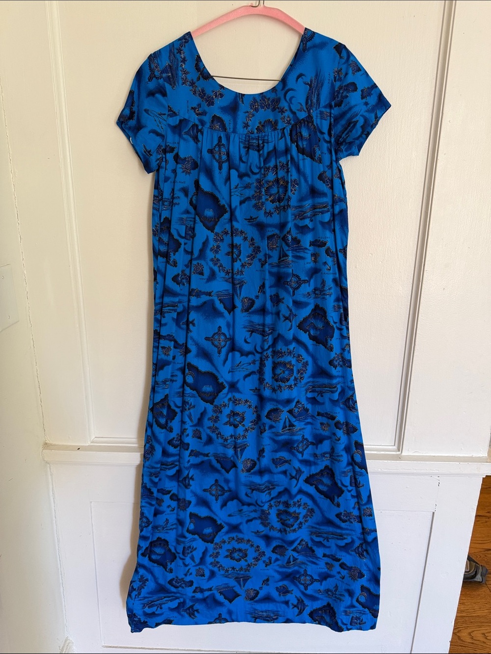 Ui- Maikai Vintage floral & island Royal Blue & Black Patterned Maxi Dress